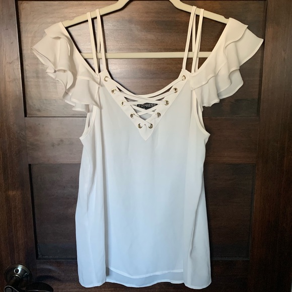 Express Ruffle off shoulder top - Picture 2 of 6